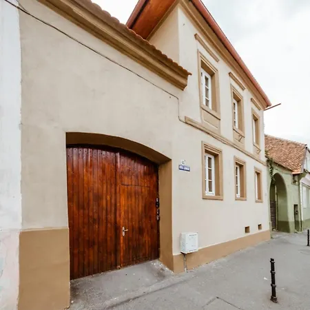 Evu Long Street Apartment Brasov